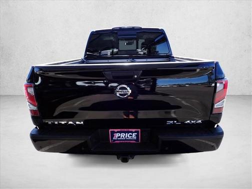 2020 Nissan Titan SL