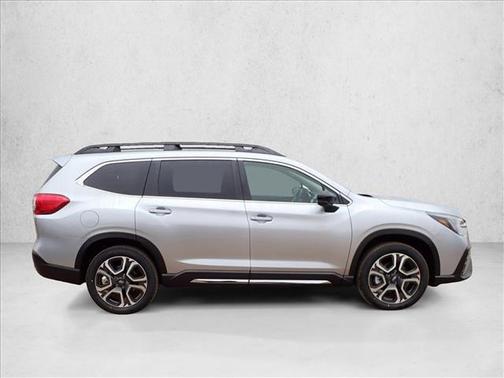 Ice Silver Metallic 2026 Subaru Ascent Limited 8-Passenger