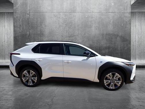 2025 Subaru Solterra Limited