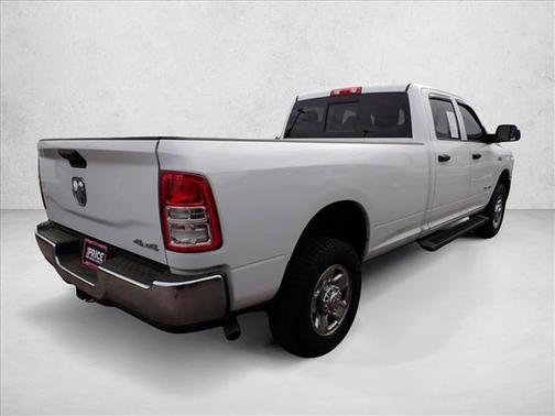 Bright White Clearcoat 2022 RAM 2500 Tradesman Crew Cab 4x4 8' Box