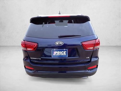 2020 Kia Sorento S