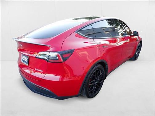 2022 Tesla Model Y Performance Dual Motor All-Wheel Drive