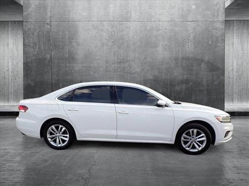 2020 Volkswagen Passat 2.0T SE