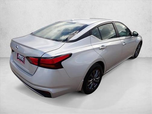 Brilliant Silver Metallic 2019 Nissan Altima 2.5 S