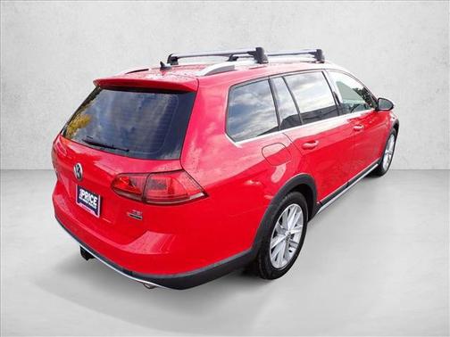 2017 Volkswagen Golf Alltrack TSI S