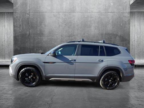 2024 Volkswagen Atlas 2.0T SE w/Technology 4MOTION