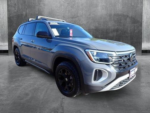 2024 Volkswagen Atlas 2.0T SE w/Technology 4MOTION