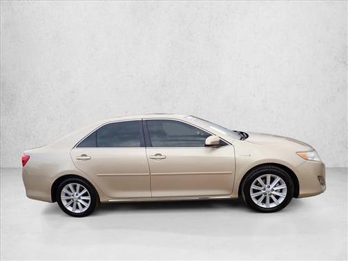 2012 Toyota Camry Hybrid XLE