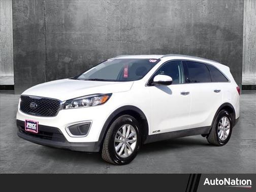 2018 Kia Sorento LX