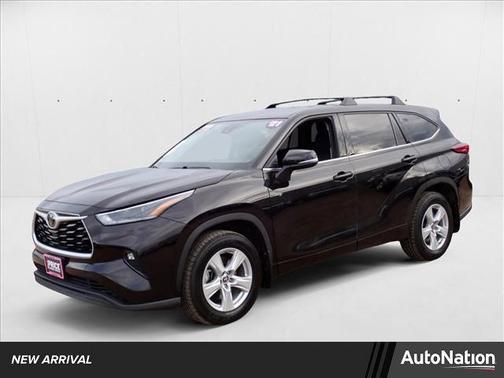 2021 Toyota Highlander LE