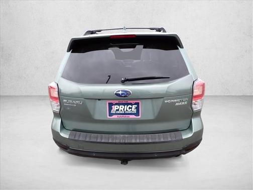 Jasmine Green Metallic 2017 Subaru Forester 2.5i Touring