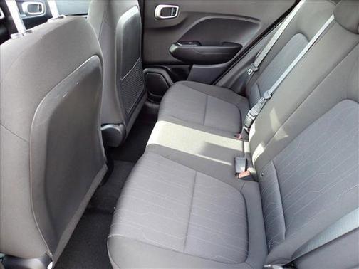 2022 Hyundai VENUE SE