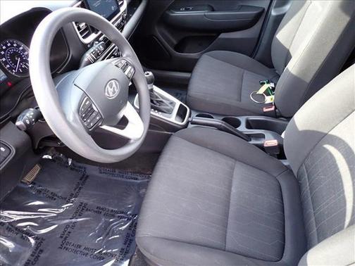 2022 Hyundai VENUE SE