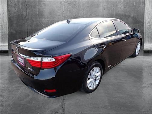 2014 Lexus ES 300h Base