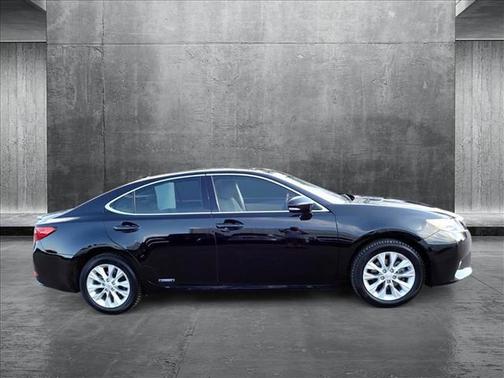 2014 Lexus ES 300h Base