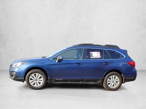 Abyss Blue Pearl 2019 Subaru Outback 2.5i Premium