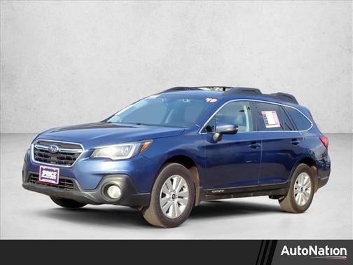 Abyss Blue Pearl 2019 Subaru Outback 2.5i Premium