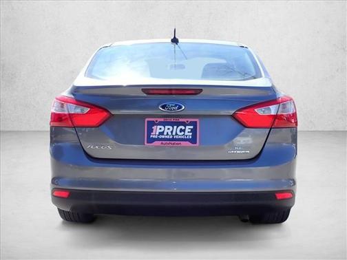 Sterling Grey Metallic 2013 Ford Focus SE