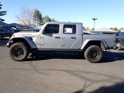 2021 Jeep Gladiator Mojave 4X4