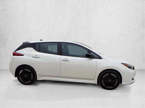 2025 Nissan Leaf SV PLUS