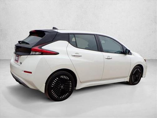 2025 Nissan Leaf SV PLUS