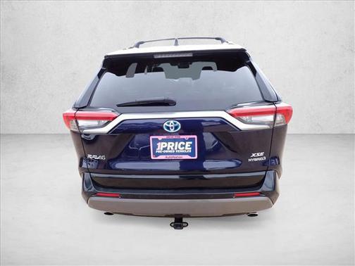 2019 Toyota RAV4 Hybrid SE