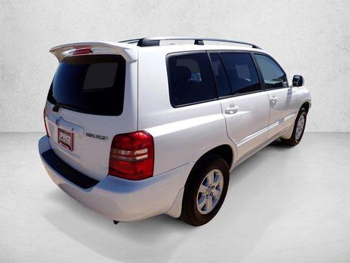 White 2003 Toyota Highlander Base