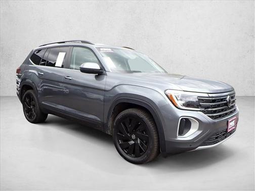 2024 Volkswagen Atlas 2.0T SE w/Technology 4MOTION
