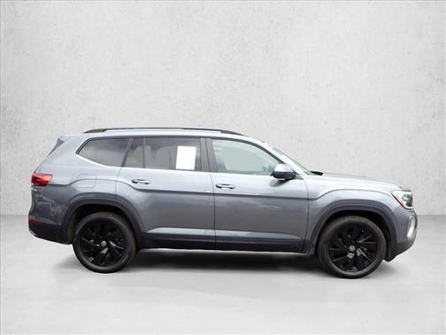2024 Volkswagen Atlas 2.0T SE w/Technology 4MOTION