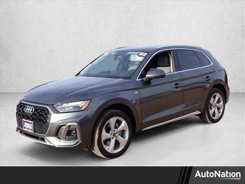 2022 Audi Q5 45 S line Premium Plus