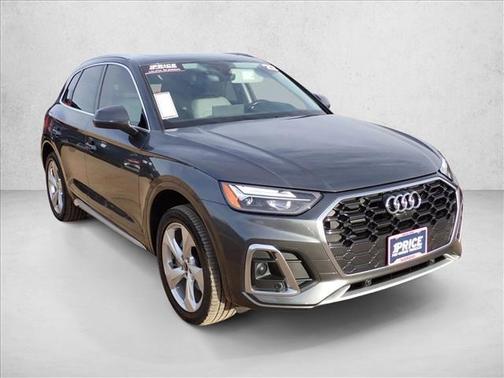 2022 Audi Q5 45 S line Premium Plus