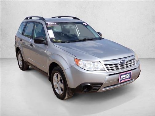 Ice Silver Metallic 2012 Subaru Forester 2.5X