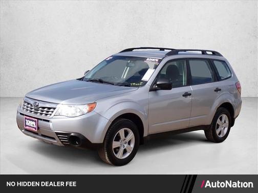 Ice Silver Metallic 2012 Subaru Forester 2.5X