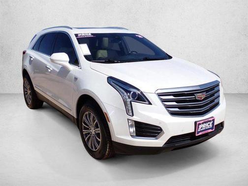 Crystal White Tricoat 2018 Cadillac XT5 Luxury