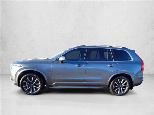 2018 Volvo XC90 T5 Momentum