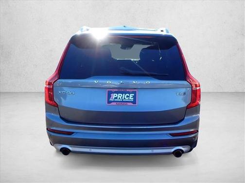 2018 Volvo XC90 T5 Momentum