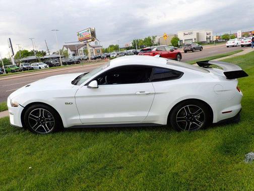 2021 Ford Mustang GT