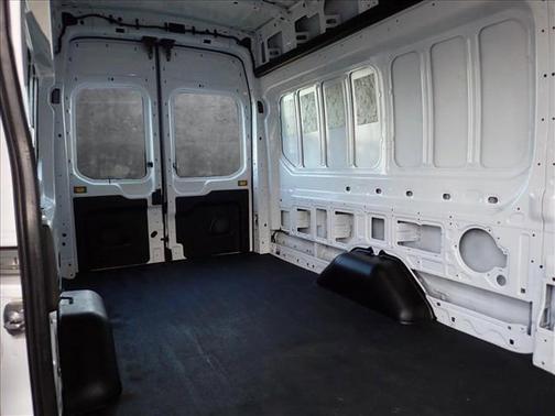 2022 Ford Transit-250 Base