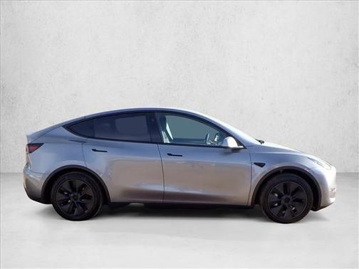 2024 Tesla Model Y Long Range Dual Motor All-Wheel Drive