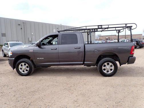 Granite Crystal Metallic Clearcoat 2019 RAM 2500 Big Horn Crew Cab 4x4 6'4' Box