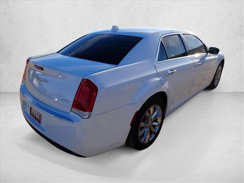 2018 Chrysler 300 Limited