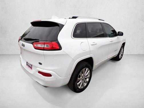 Bright White Clearcoat 2017 Jeep Cherokee Overland