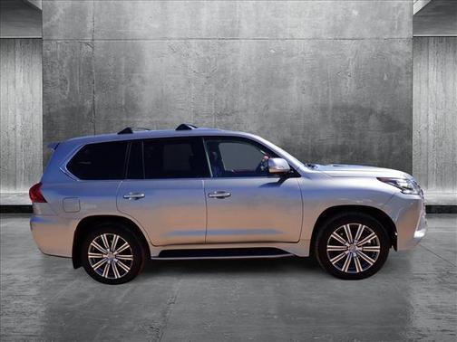 2016 Lexus LX 570 Base