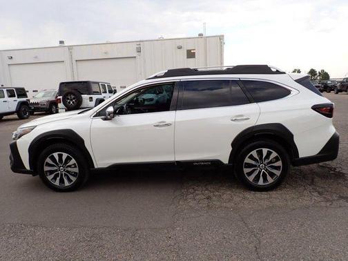 2023 Subaru Outback Touring XT