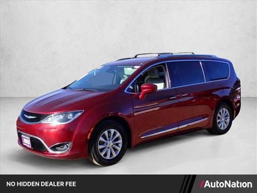 Velvet Red Pearlcoat 2018 Chrysler Pacifica Touring-L
