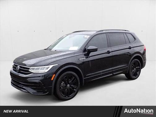 2022 Volkswagen Tiguan 2.0T SE R-Line Black 4MOTION