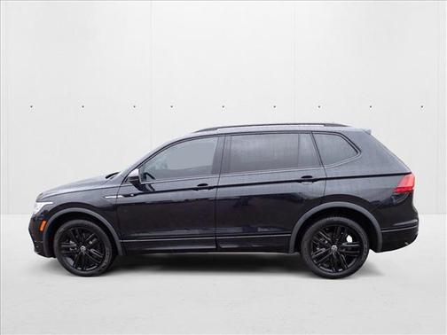 2022 Volkswagen Tiguan 2.0T SE R-Line Black 4MOTION