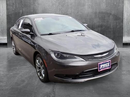 2015 Chrysler 200 S
