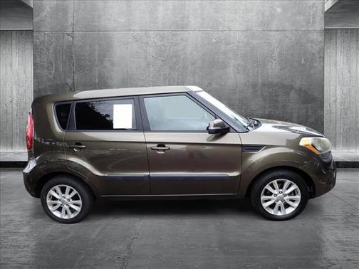 2013 Kia Soul +