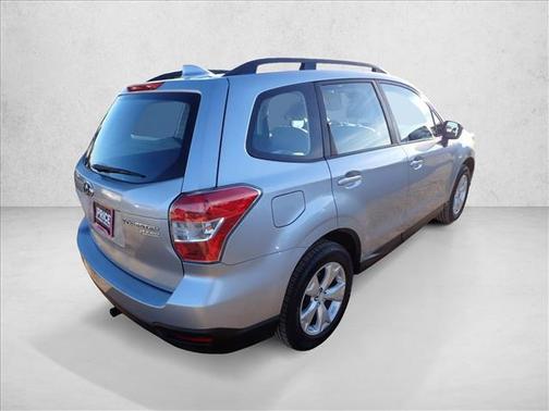 2016 Subaru Forester 2.5i